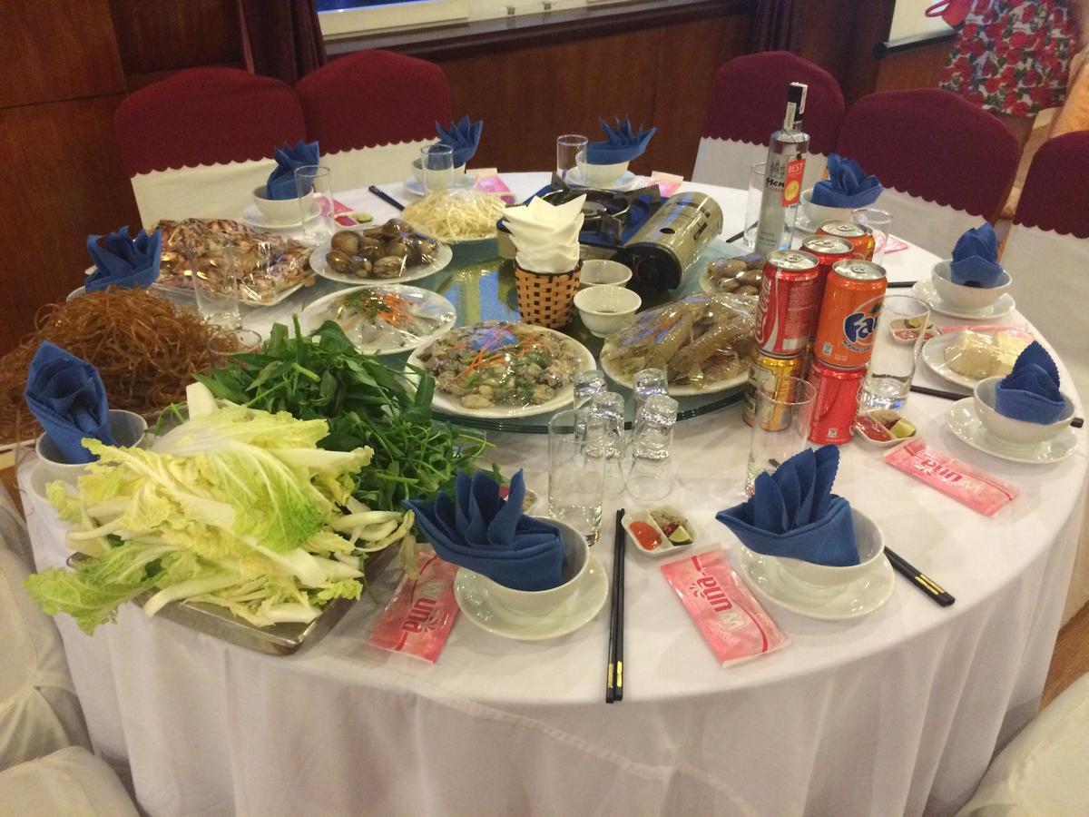 Khai Hoan Hotel Đồng Văn Esterno foto