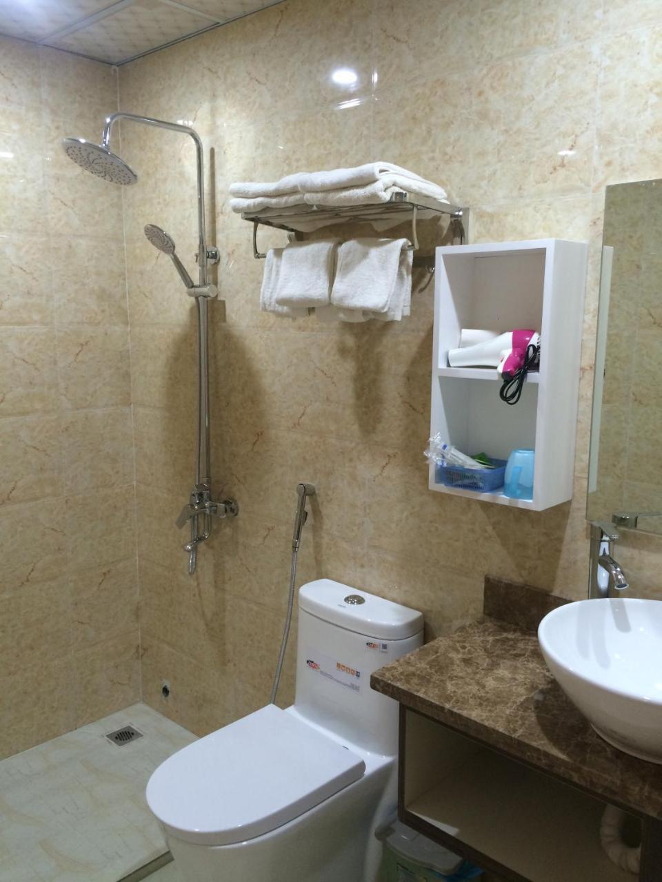 Khai Hoan Hotel Đồng Văn Esterno foto